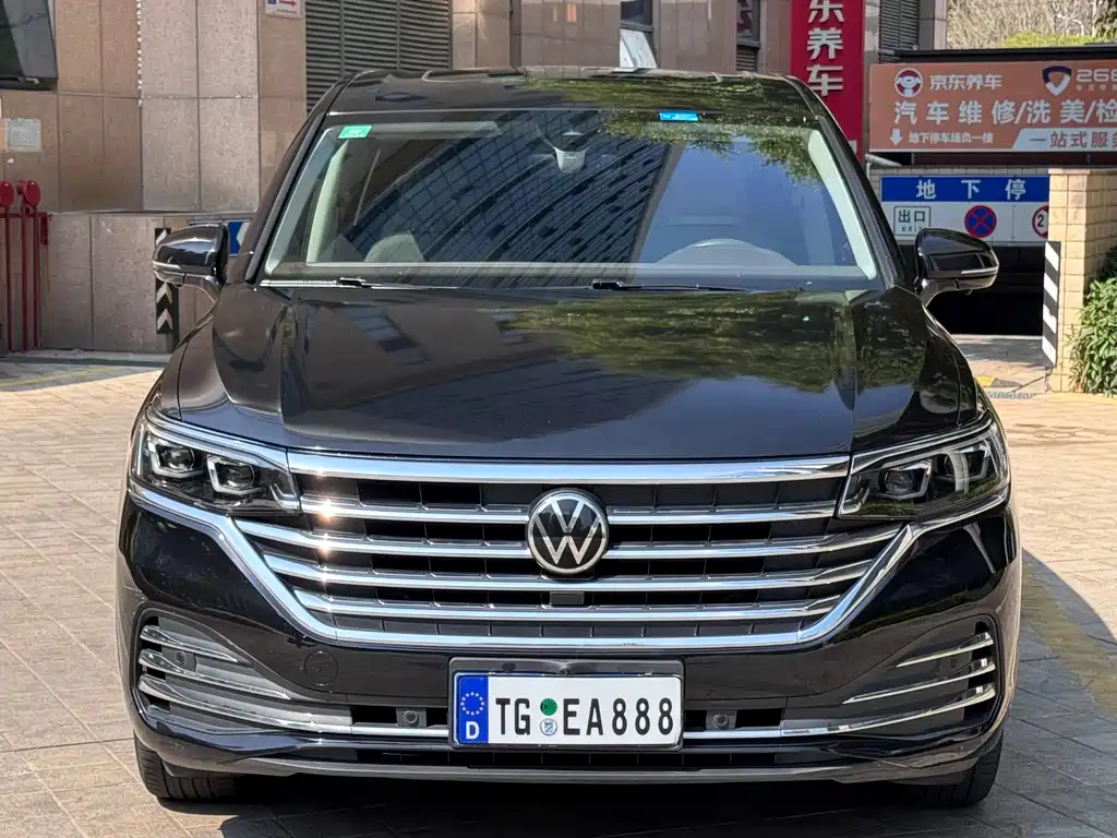 Volkswagen Viloran 2022 380TSI Premium Edition 2022 - thumbnail 2