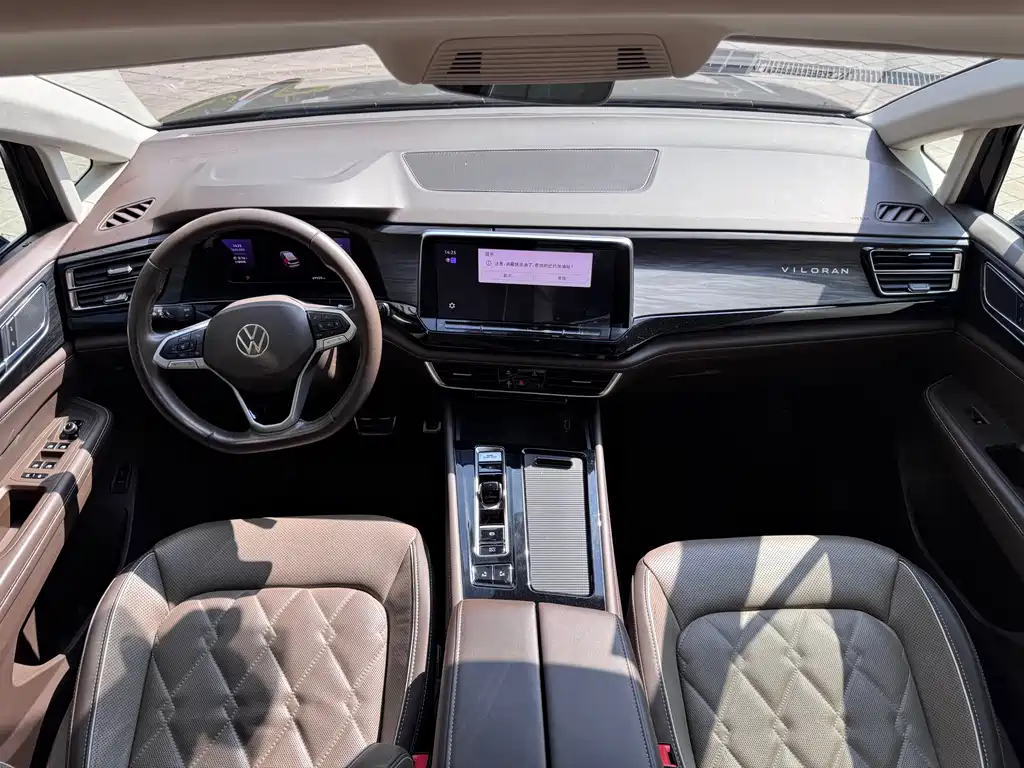 Volkswagen Viloran 2022 380TSI Premium Edition 2022 - thumbnail 11