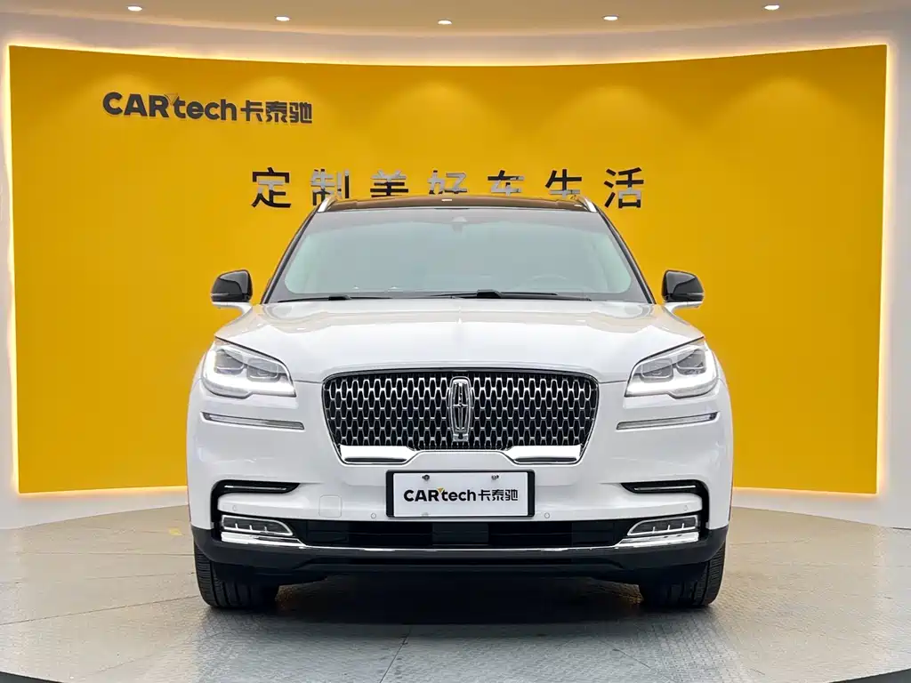 Lincoln Aviator 2020 3.0T V6 AWD Executive Edition 2021 - thumbnail 2