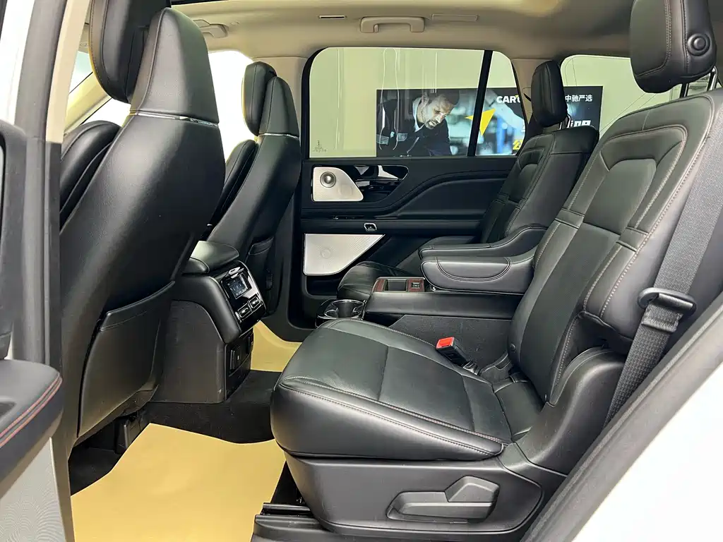 Lincoln Aviator 2020 3.0T V6 AWD Executive Edition 2021 - thumbnail 7