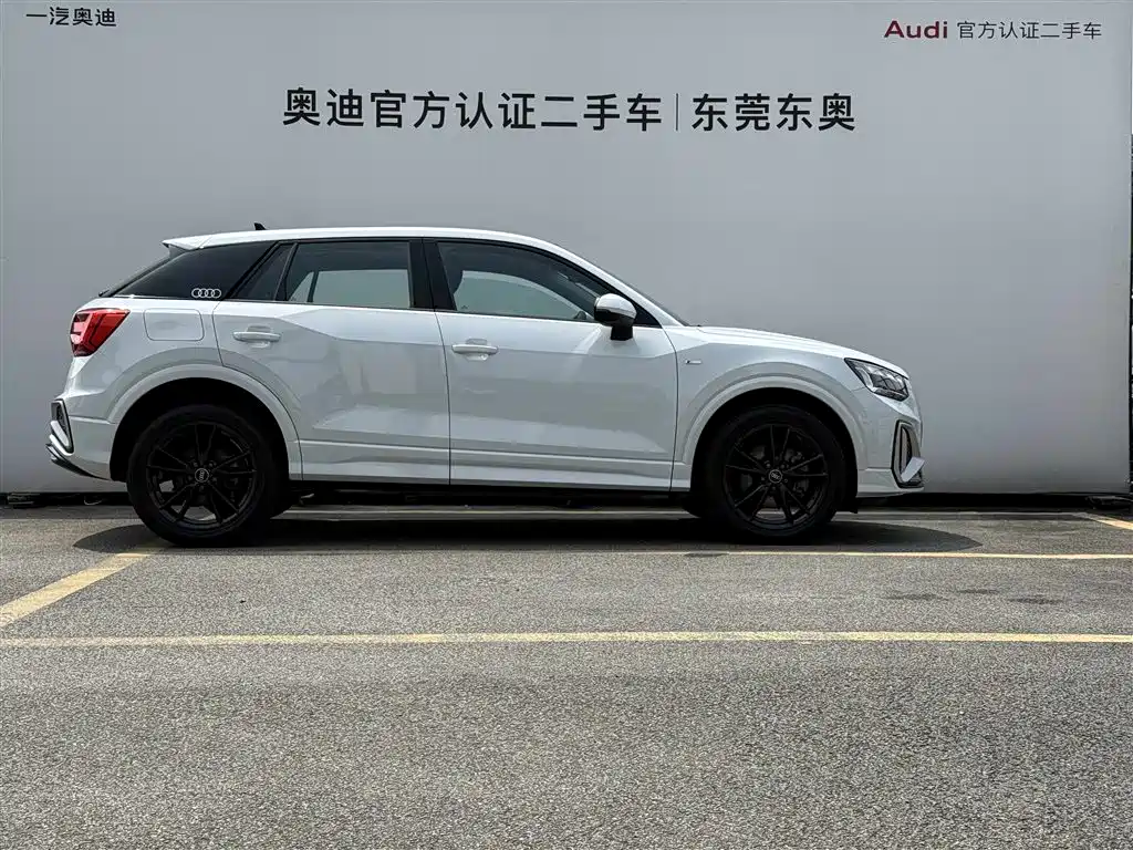 Audi Audi Q2L 2024 35 TFSI Sport Edition 2024 - thumbnail 3