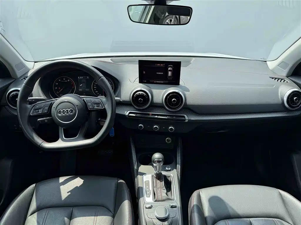 Audi Audi Q2L 2024 35 TFSI Sport Edition 2024 - thumbnail 6