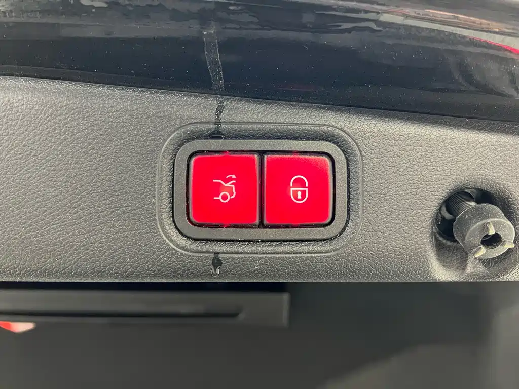 Mercedes-Benz Mercedes-Benz E-Class 2021 Model Year Facelift E 300 L Sport Luxury 2021 - thumbnail 24