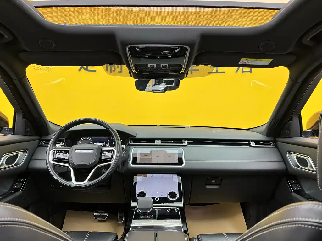 Land Rover Range Rover Velar 2022 250PS Gold Collection Edition 2023 - thumbnail 9
