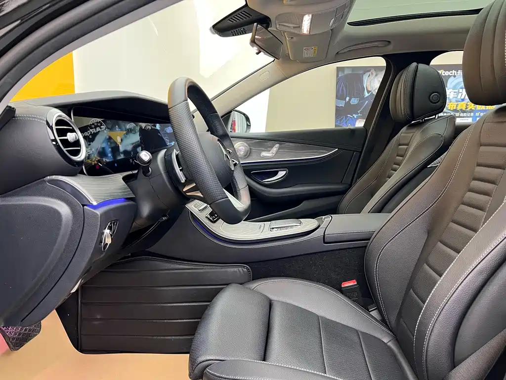 Mercedes-Benz Mercedes-Benz E-Class 2022 Model Year Facelift E 260 L Sport 2022 - thumbnail 3