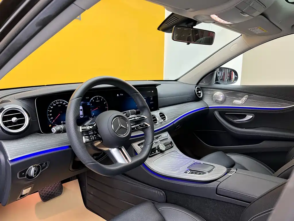 Mercedes-Benz Mercedes-Benz E-Class 2022 Model Year Facelift E 260 L Sport 2022 - thumbnail 4