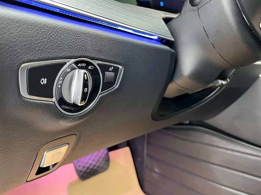 Mercedes-Benz Mercedes-Benz E-Class 2022 Model Year Facelift E 260 L Sport 2022 - thumbnail 7