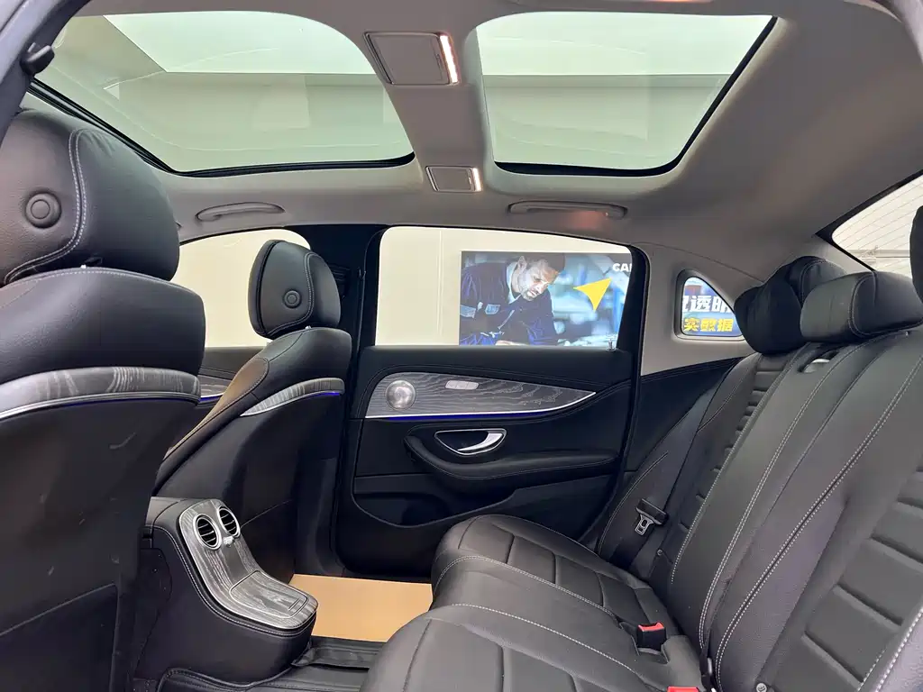 Mercedes-Benz Mercedes-Benz E-Class 2022 Model Year Facelift E 260 L Sport 2022 - thumbnail 10
