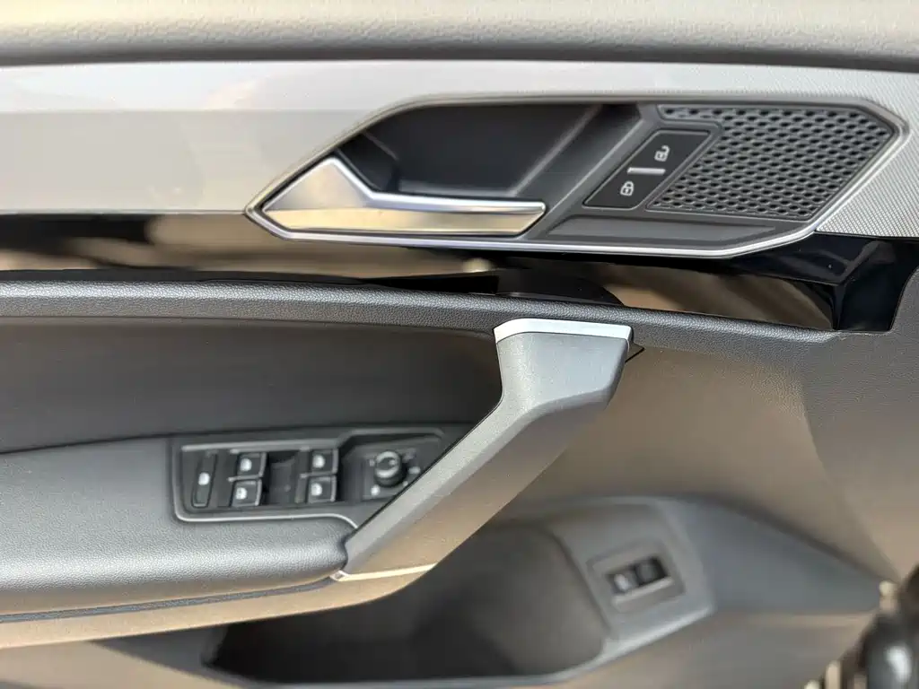 Volkswagen Tayron 2022 330TSI 2WD Luxury Intelligent Connection Edition 2022 - thumbnail 16