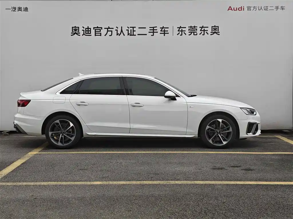Audi Audi A4L 2024 40 TFSI Fashion Dynamic Edition 2024 - thumbnail 3