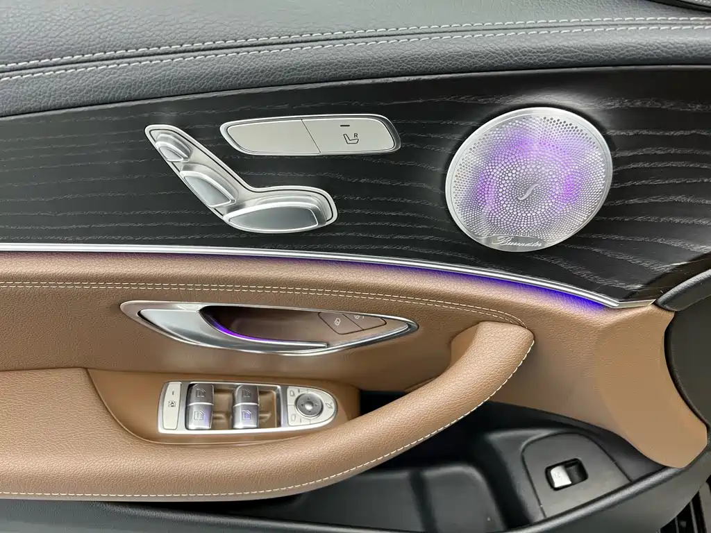Mercedes-Benz Mercedes-Benz E-Class 2019 E 260 L Sport 2019 - thumbnail 5