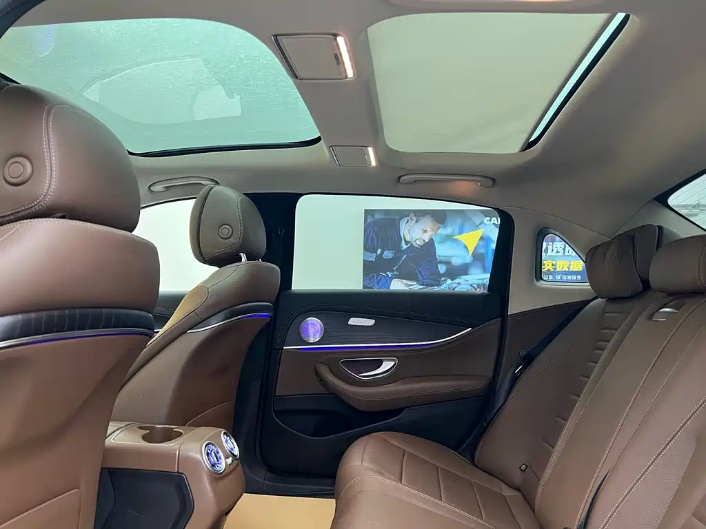 Mercedes-Benz Mercedes-Benz E-Class 2019 E 260 L Sport 2019 - thumbnail 9