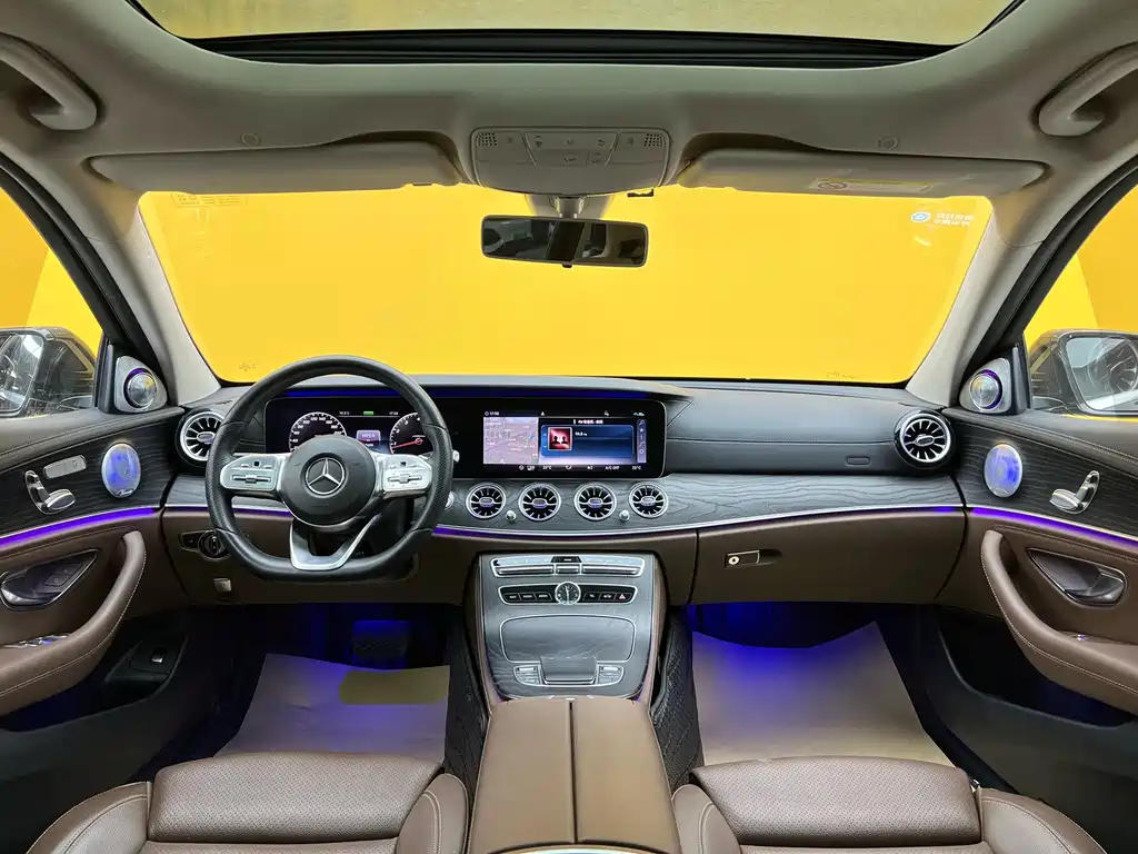 Mercedes-Benz Mercedes-Benz E-Class 2019 E 260 L Sport 2019 - thumbnail 15