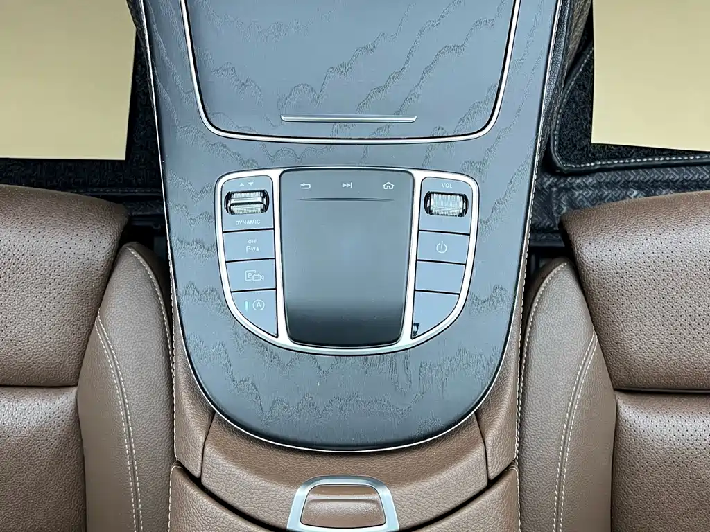 Mercedes-Benz Mercedes-Benz E-Class 2019 E 260 L Sport 2019 - thumbnail 24