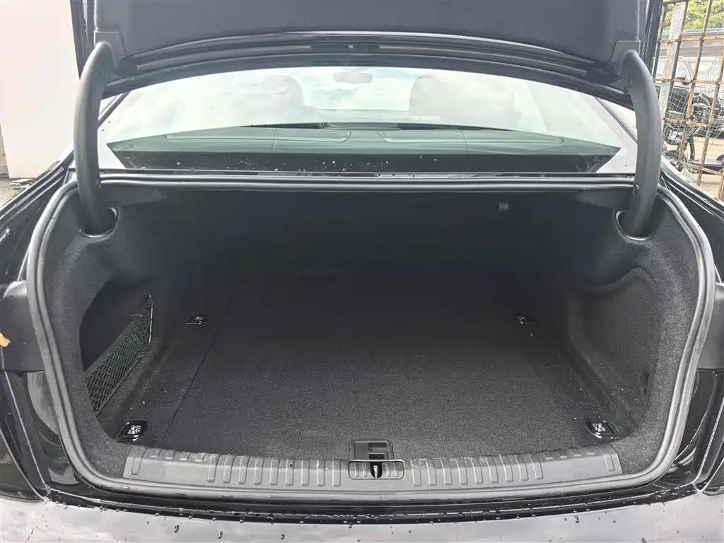 Audi Audi A6L 2024 45 TFSI Premium Dynamic Edition 2024 - thumbnail 8