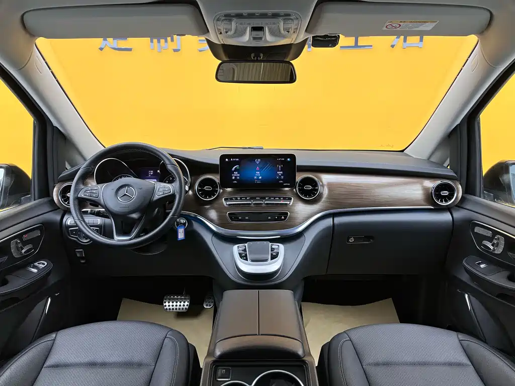 Mercedes-Benz Mercedes-Benz V-Class 2021 V 260 Exclusive Edition 2022 - thumbnail 15