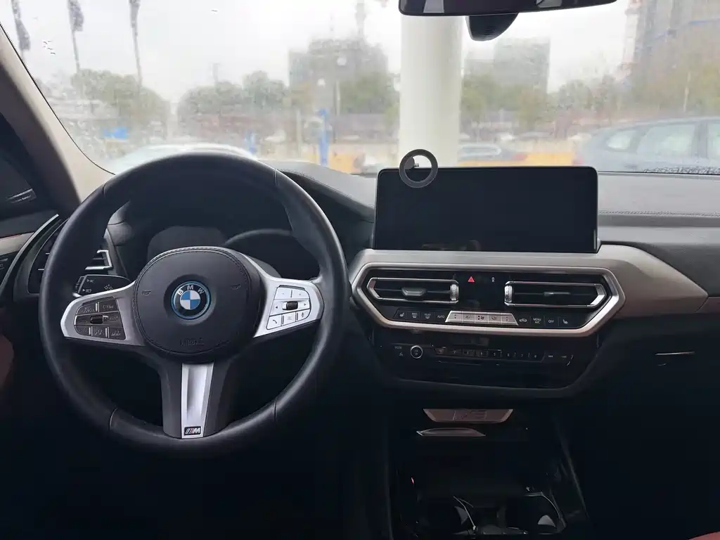 BMW BMW iX3 2023 Create Leading Model 2024 - thumbnail 11