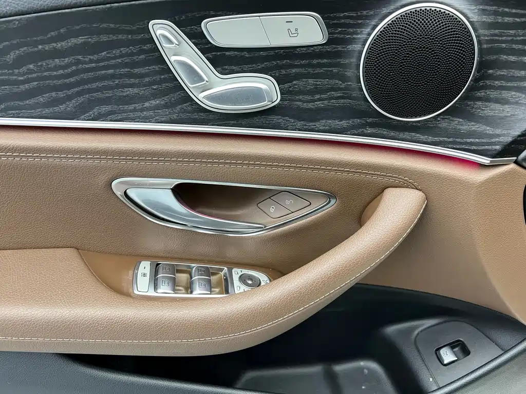 Mercedes-Benz Mercedes-Benz E-Class 2019 E 260 L Sport 2019 - thumbnail 5