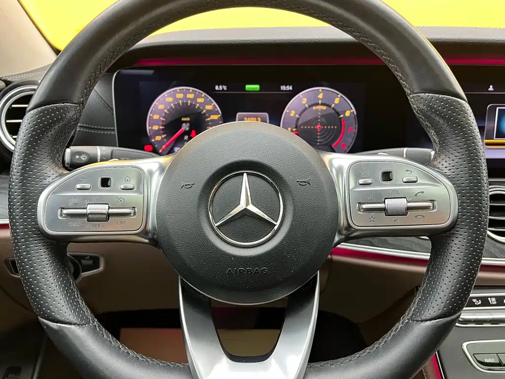 Mercedes-Benz Mercedes-Benz E-Class 2019 E 260 L Sport 2019 - thumbnail 11