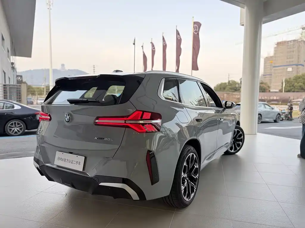 BMW BMW X3 2025 xDrive30L Premium M Sport Night Package 2025 - thumbnail 5