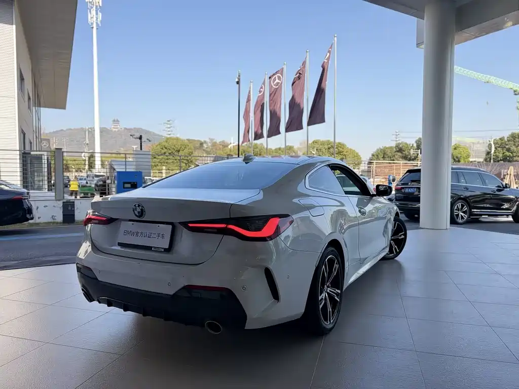 BMW BMW 4 Series 2021 Model Year Facelift 425i M Sport Package 2021 - thumbnail 4