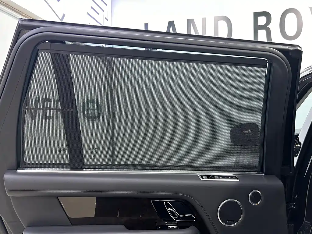 Land Rover Range Rover 2021 3.0 L6 Autobiography Long Wheelbase Classic Edition 2021 - thumbnail 12