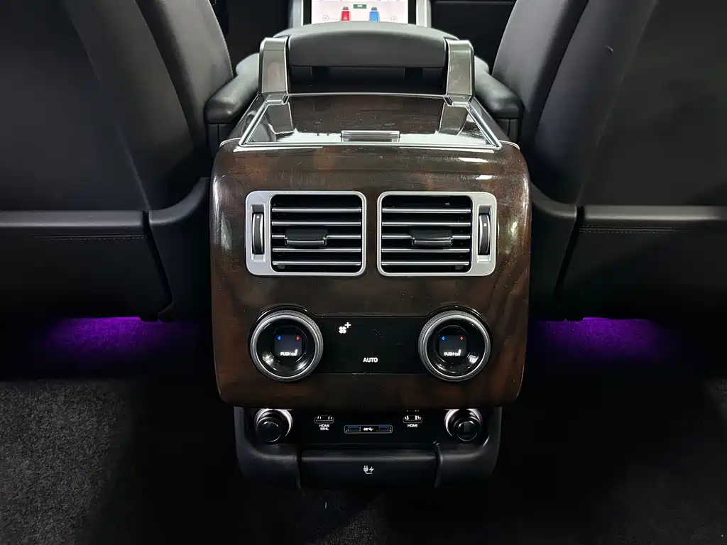 Land Rover Range Rover 2021 3.0 L6 Autobiography Long Wheelbase Classic Edition 2021 - thumbnail 30