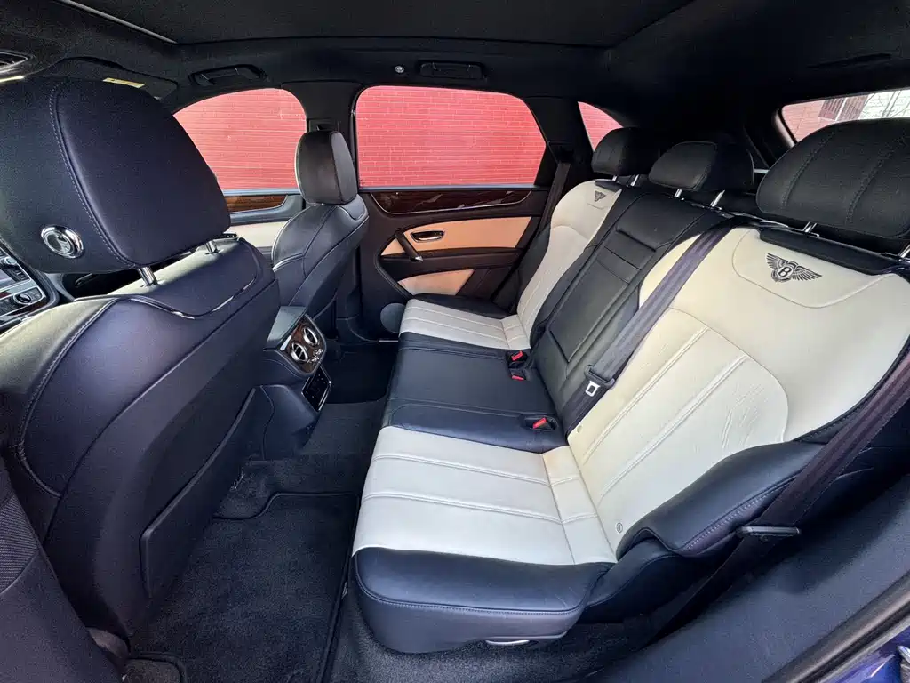 Bentley Bentayga 2018 4.0T V8 2018 - thumbnail 13