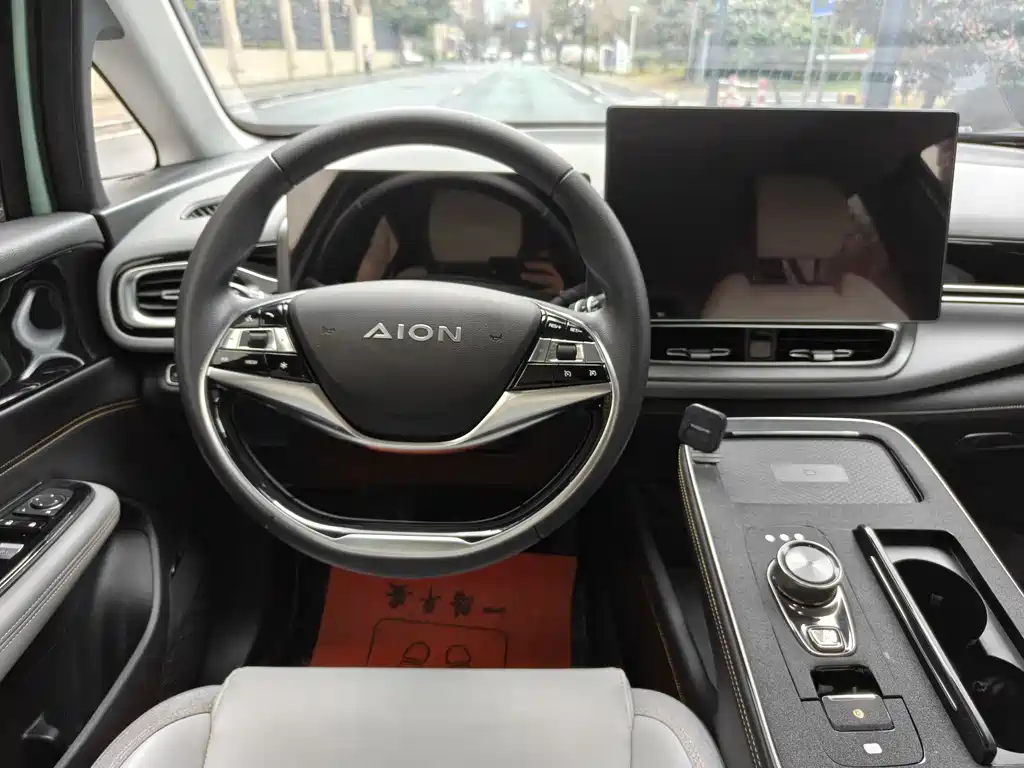 GAC NE AION V 2021 Plus 70 Intelligent Edition LFP 2022 - thumbnail 12