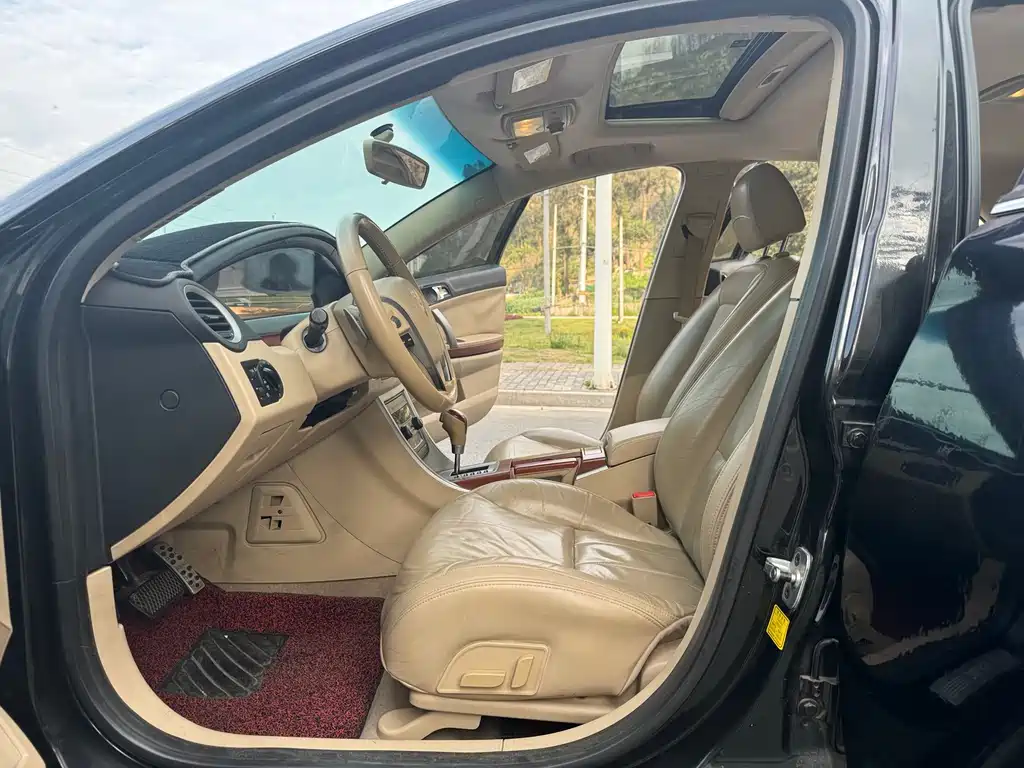 Roewe Roewe 550 2013 Classic Edition 550 1.8L Automatic Luxury Model 2014 - thumbnail 9