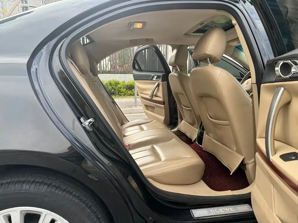 Roewe Roewe 550 2013 Classic Edition 550 1.8L Automatic Luxury Model 2014 - thumbnail 11