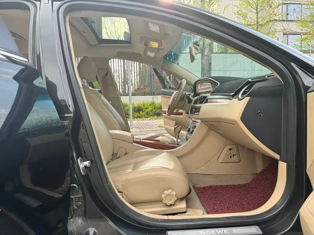 Roewe Roewe 550 2013 Classic Edition 550 1.8L Automatic Luxury Model 2014 - thumbnail 12
