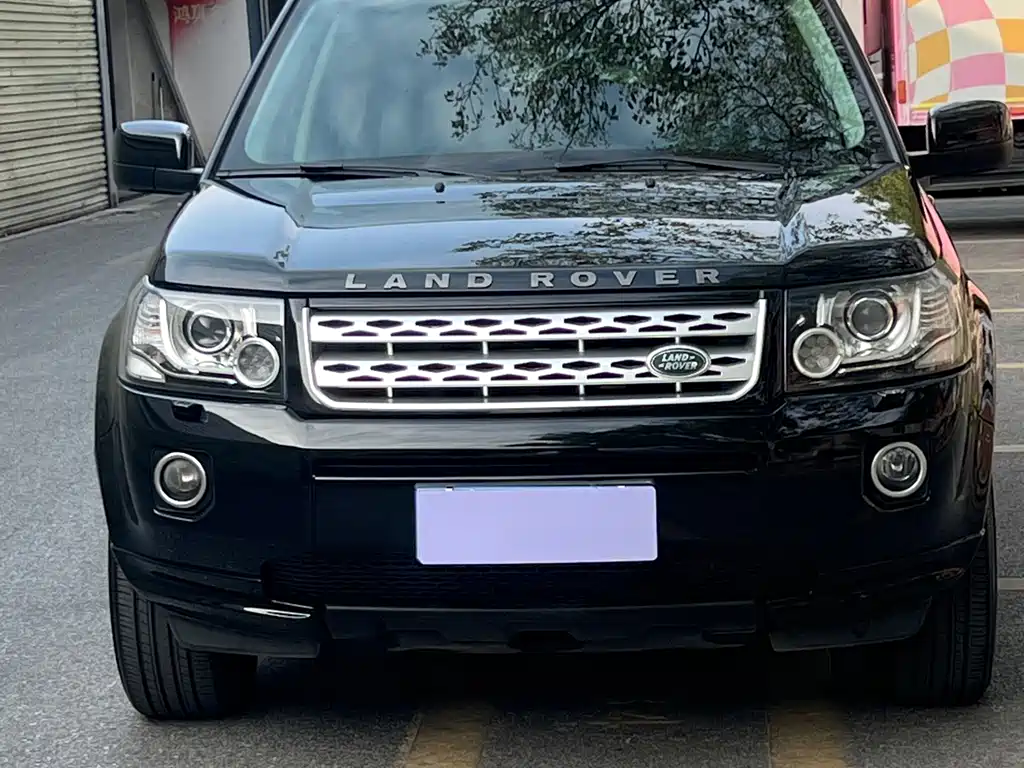 Land Rover Freelander 2 2013 2.2L SD4 SE Diesel 2013 - thumbnail 3