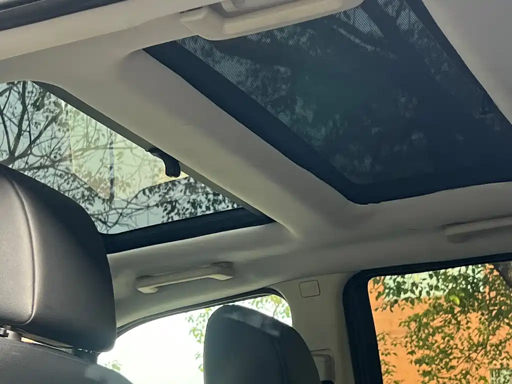 Land Rover Freelander 2 2013 2.2L SD4 SE Diesel 2013 - thumbnail 19