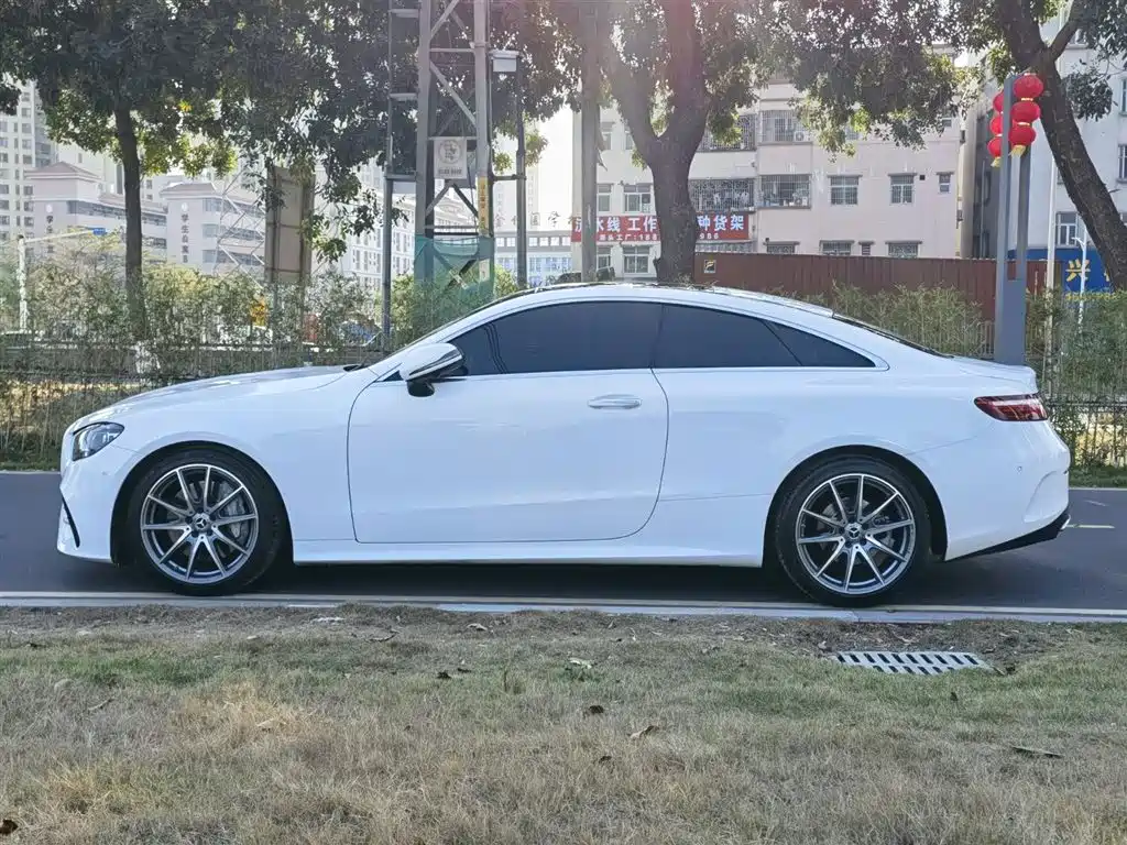 Mercedes-Benz Mercedes-Benz E-Class (Imported) 2021 E 300 Coupe 2021 - thumbnail 4