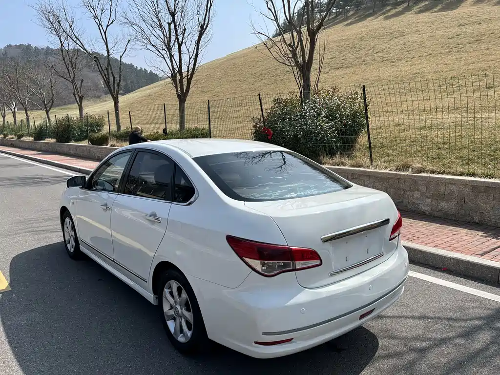 Nissan Nissan Teana 2009 2.0XL CVT Technology Sunroof Edition 2011 - thumbnail 5