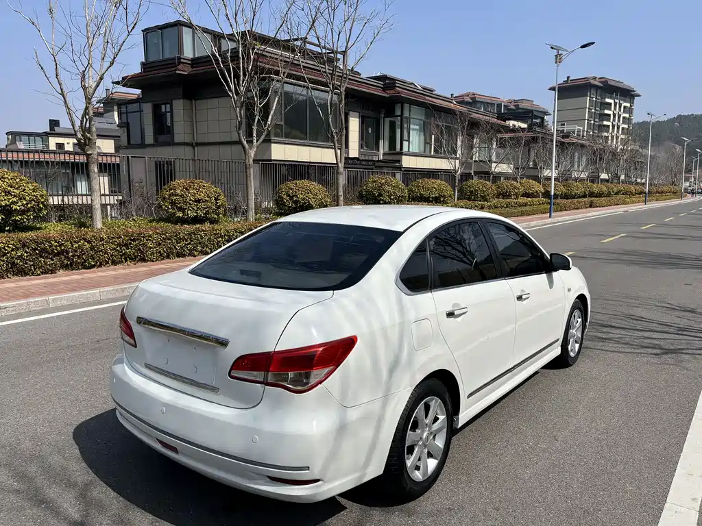 Nissan Nissan Teana 2009 2.0XL CVT Technology Sunroof Edition 2011 - thumbnail 6