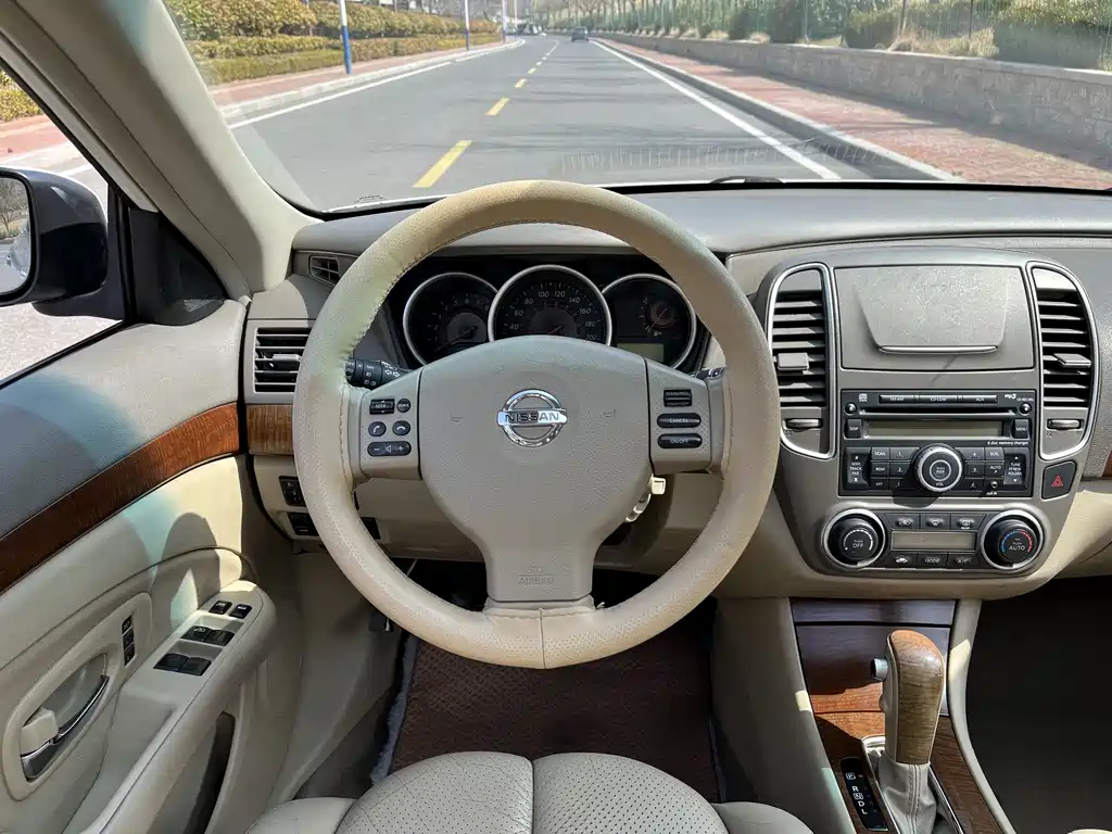 Nissan Nissan Teana 2009 2.0XL CVT Technology Sunroof Edition 2011 - thumbnail 10