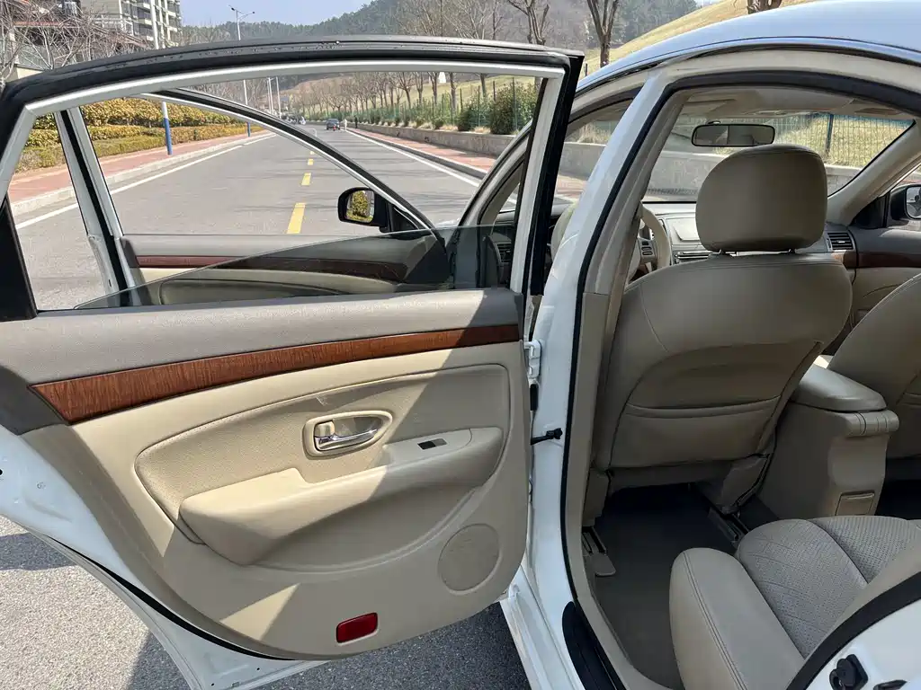 Nissan Nissan Teana 2009 2.0XL CVT Technology Sunroof Edition 2011 - thumbnail 23