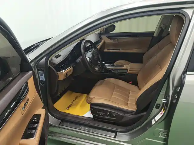 Lexus Lexus ES 2015 ES 200 Luxury Edition 2018 - thumbnail 12