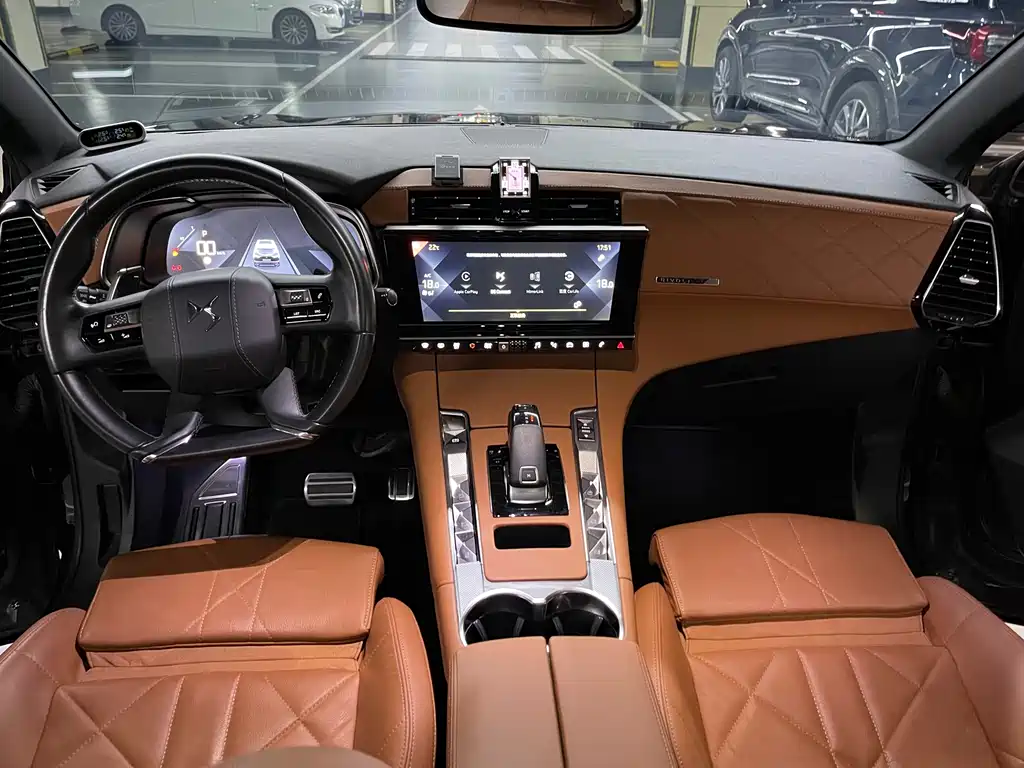 DS DS 7 Crossback 2018 45THP Rivoli Pioneer Edition 2019 - thumbnail 4