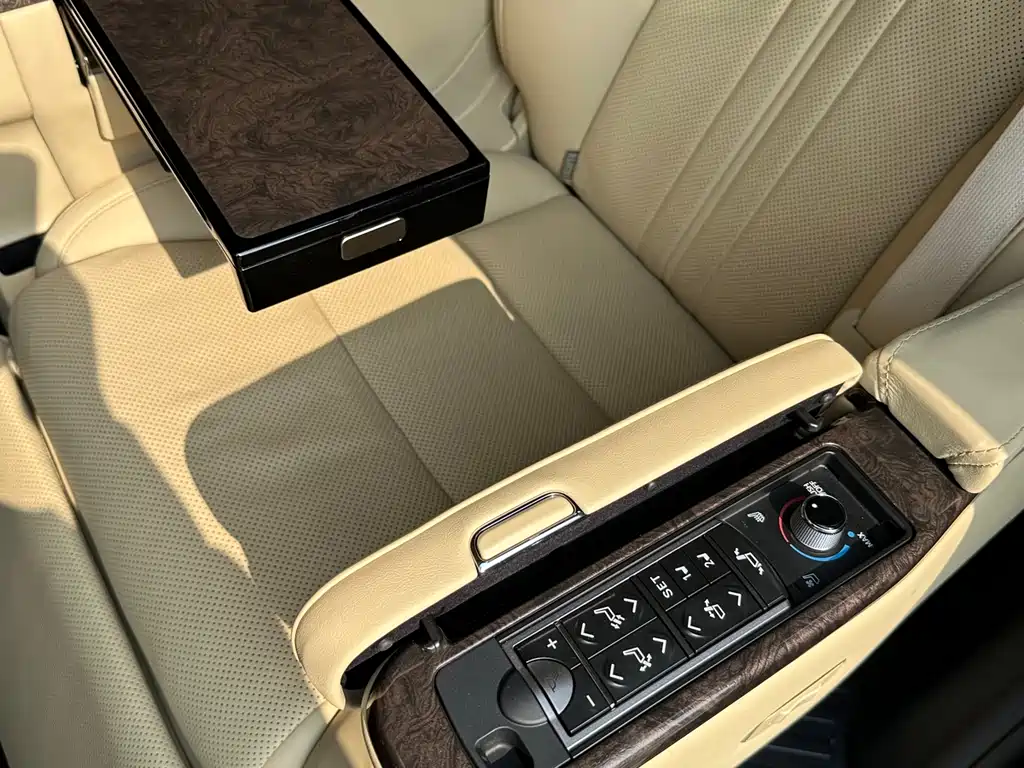 Toyota Alphard 2021 Model Hybrid 2.5L Premium Edition 2021 - thumbnail 18