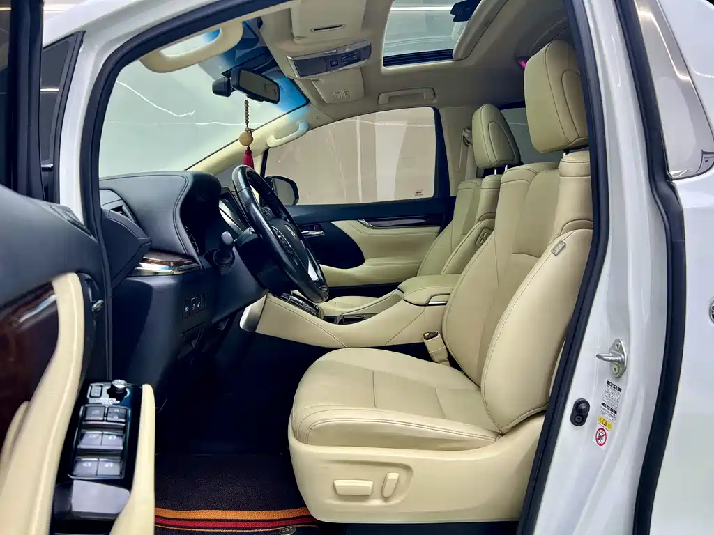 Toyota Toyota Alphard 2018 Model Year Facelift 3.5L Luxury Version 2018 - thumbnail 4