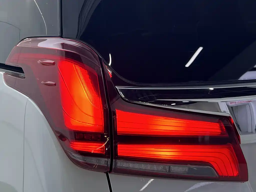 Toyota Toyota Alphard 2018 Model Year Facelift 3.5L Luxury Version 2018 - thumbnail 13