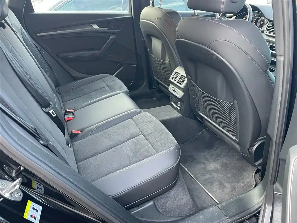Audi Audi Q5L Sportback 2024 40 TFSI Luxury Edition 2023 - thumbnail 11
