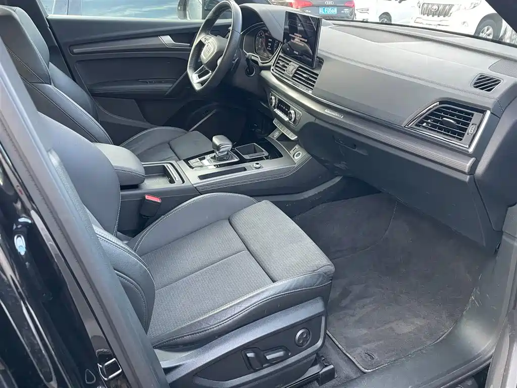 Audi Audi Q5L Sportback 2024 40 TFSI Luxury Edition 2023 - thumbnail 12
