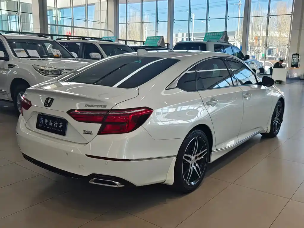 Honda Honda Inspire 2022 260TURBO Premium Edition 2021 - thumbnail 6