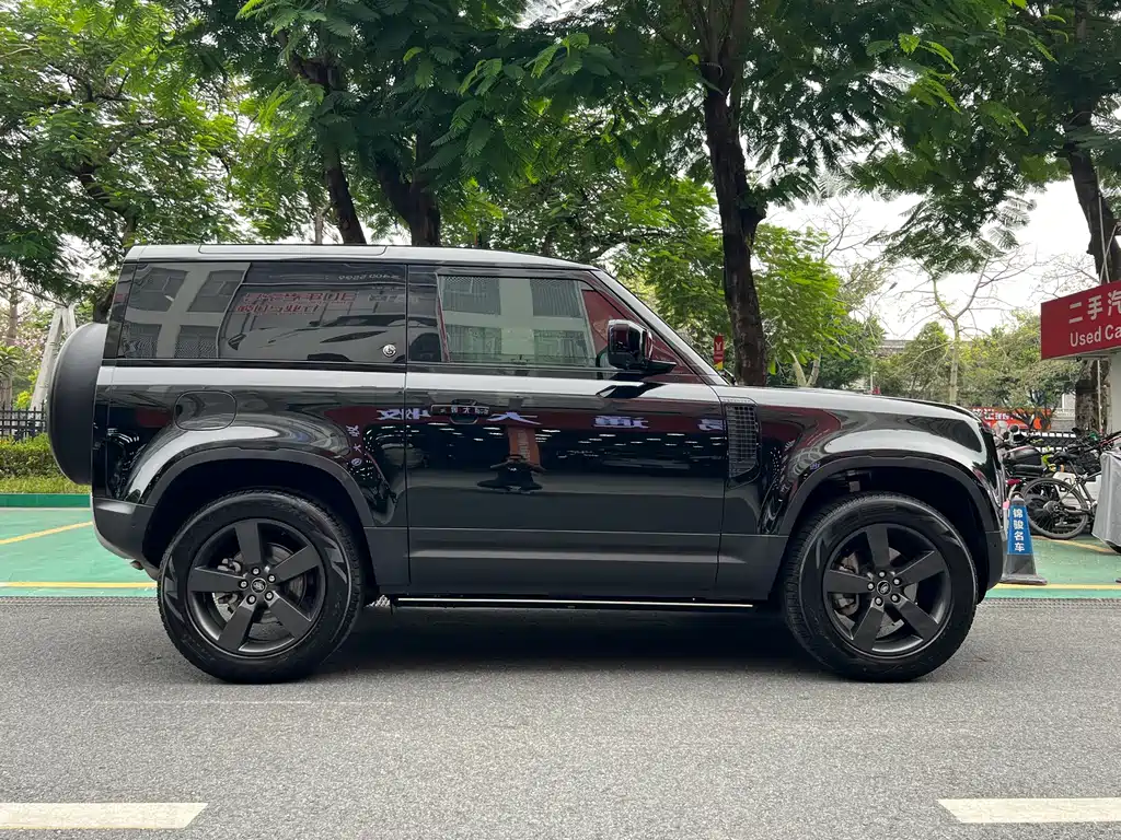 Land Rover Land Rover Defender 2022 90 2.0T P300 Tiger Edition 2022 - thumbnail 8