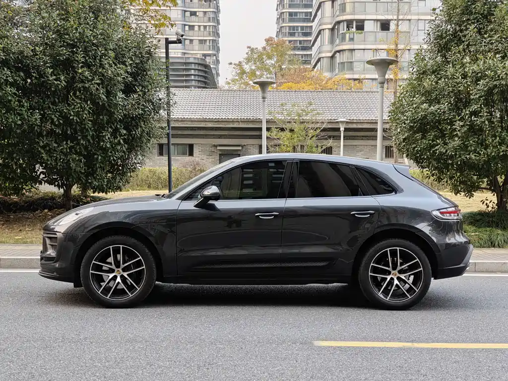 Porsche Porsche Macan 2023 Macan 2.0T 2023 - thumbnail 3