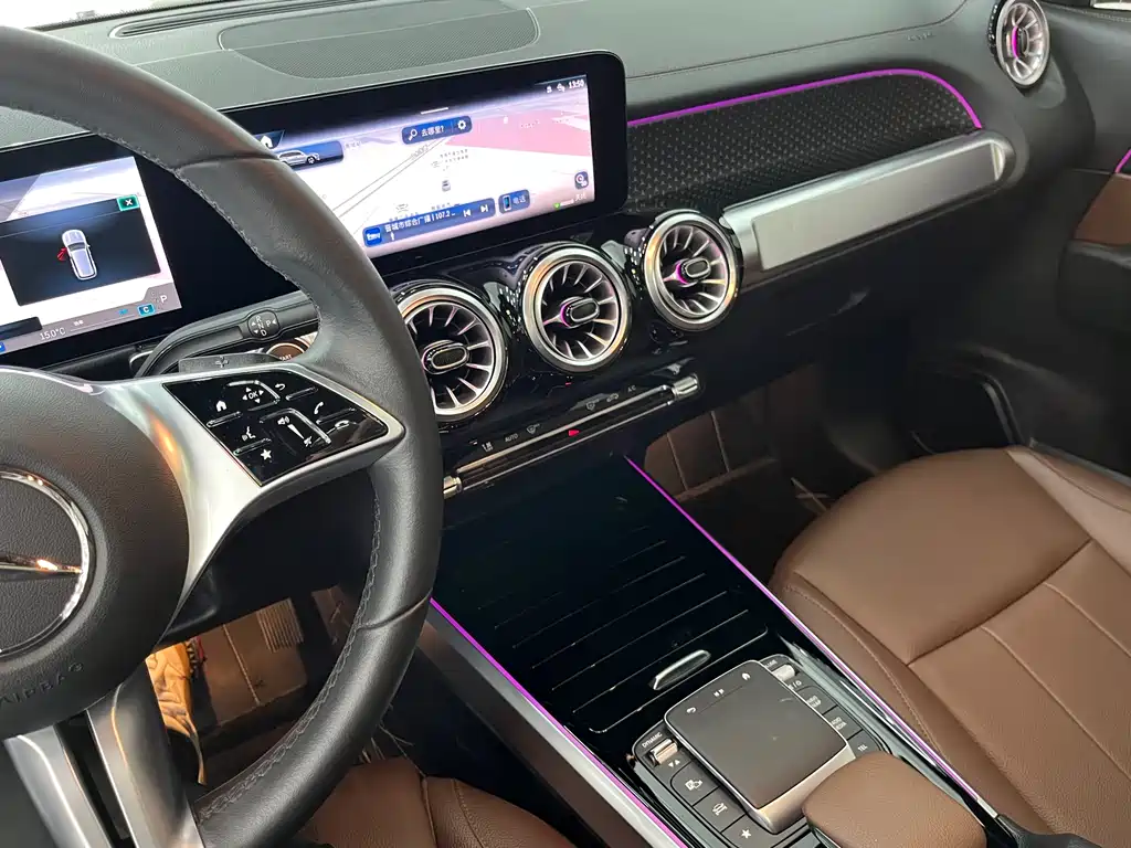 Mercedes-Benz Mercedes-Benz GLB 2024 GLB 220 Dynamic 2024 - thumbnail 10
